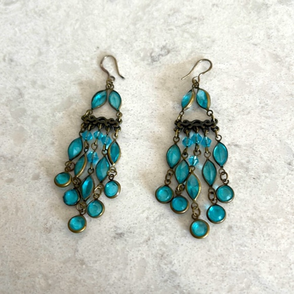Dangle blue silver earrings